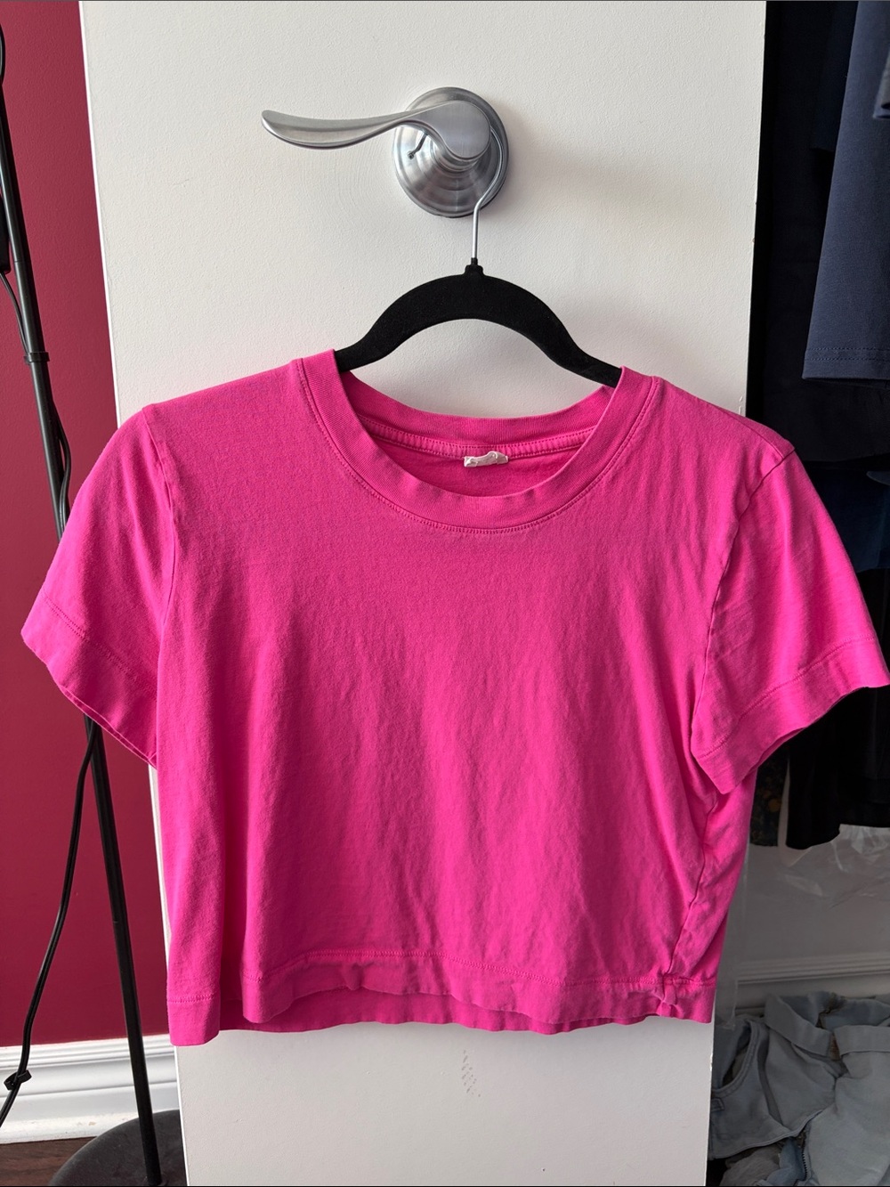 Aritzia Hot Pink Cropped Tee